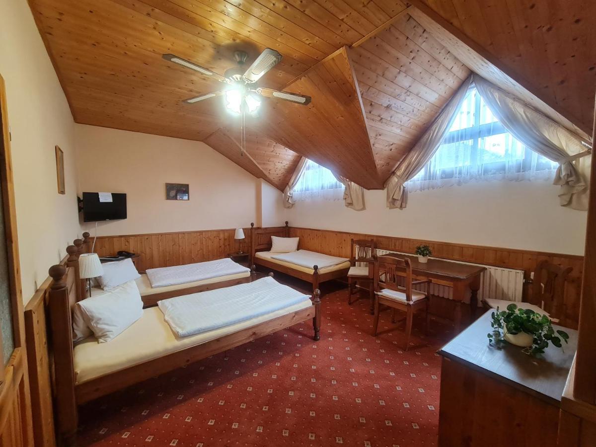 garni Hotel ASAS*** Most Luaran gambar
